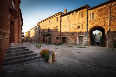 Vista piazza Radicondoli